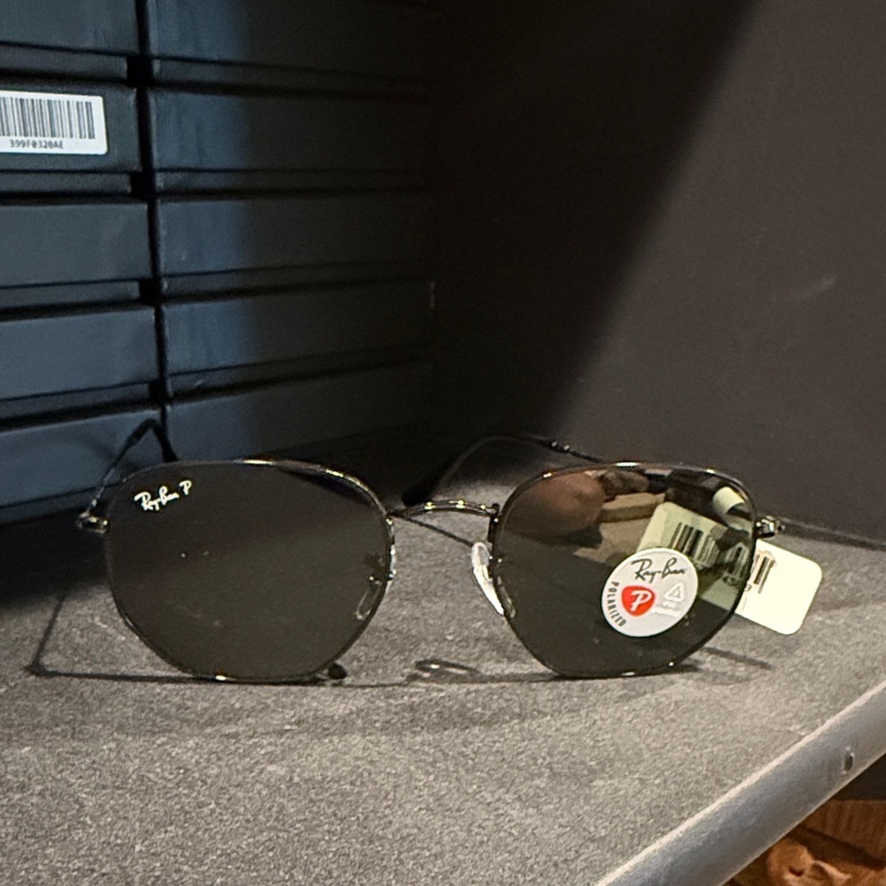 Ray-Ban Black Sunglasses
